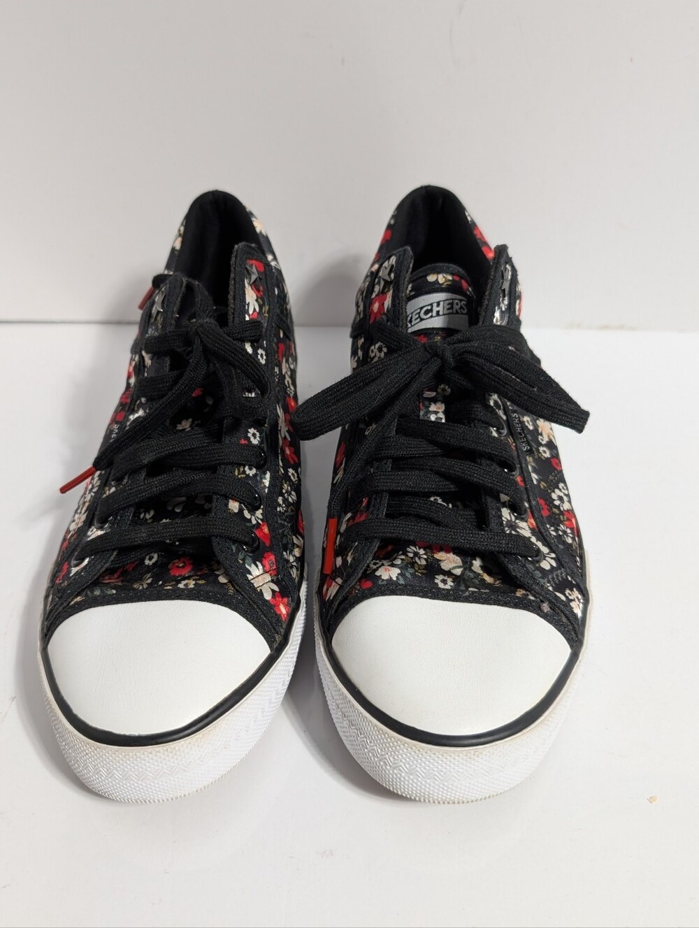 Skechers Black Floral Low-Top Lace-Up Sneakers - Picture 5 of 9